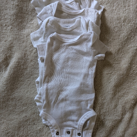 Baby clothes - Picture 2 of 3